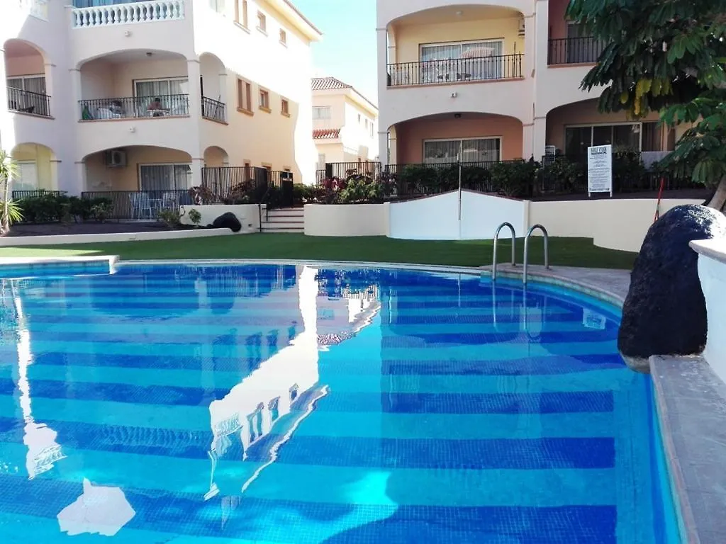 Golf Park, Golf Del Sur, Poolside First Floor Apartment San Miguel de Abona 0*,
