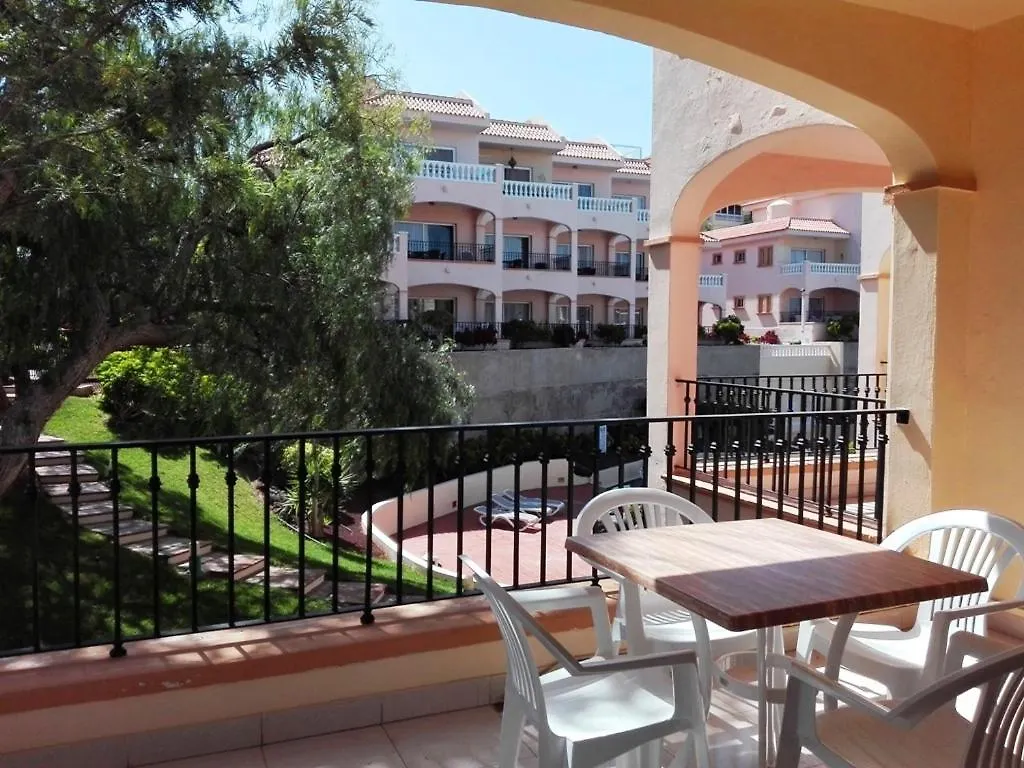 Golf Park, Golf Del Sur, Poolside First Floor Apartment サンミゲル・デ・アボナ
