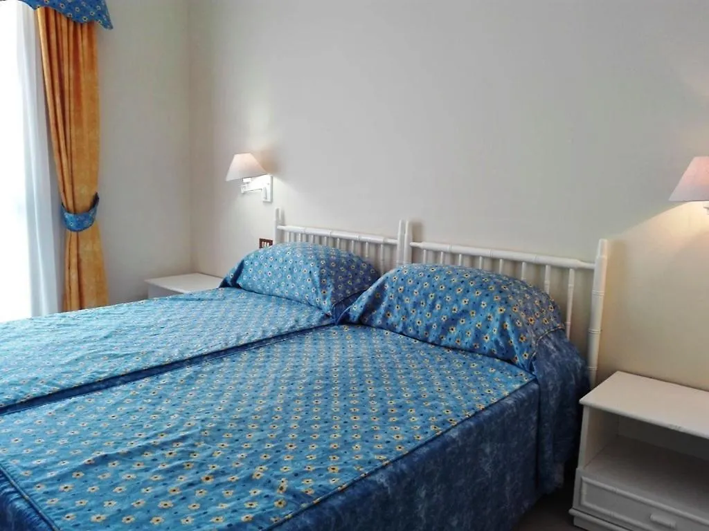 Golf Park, Golf Del Sur, Poolside First Floor Apartment サンミゲル・デ・アボナ